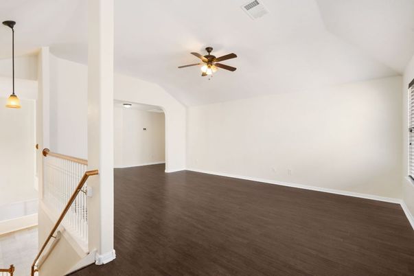Empty room, Interior, Pendant Lights, Wood Texture Flooring