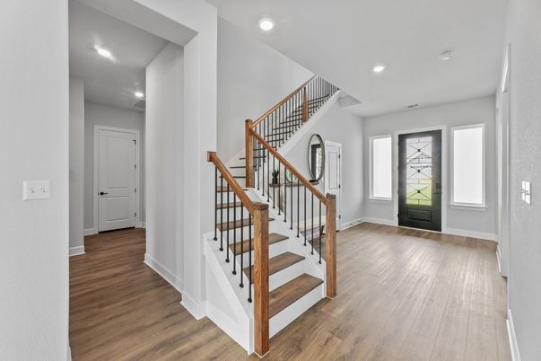 Interior, Recessed Lighting, Wood Texture Flooring