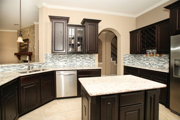 Interior, Kitchen, Pendant Lights, Stainless Steel Appliances