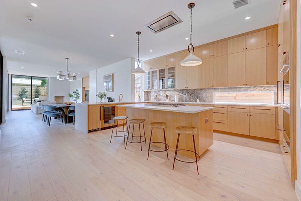 Dining room, Interior, Kitchen, Pendant Lights, Recessed Lighting, Wood Texture Flooring