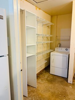 Interior, Washer