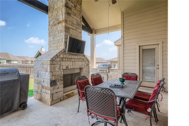 Exterior, Fireplace