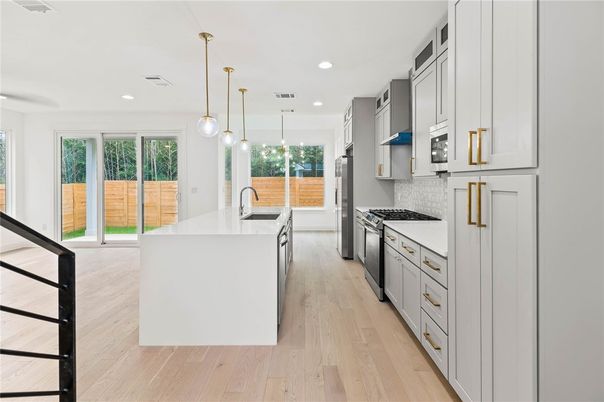 Interior, Kitchen, Pendant Lights, Recessed Lighting, Wood Texture Flooring