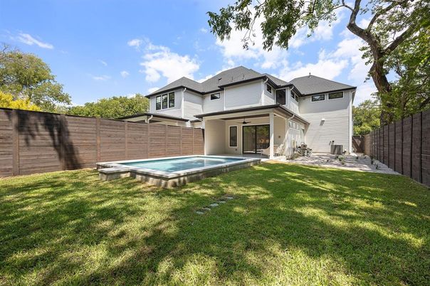 Backyard, Exterior, Pool