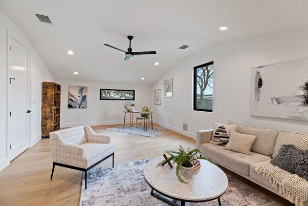Interior, Living room, Recessed Lighting, Wood Texture Flooring