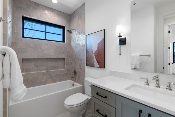Bathroom, Interior, Recessed Lighting
