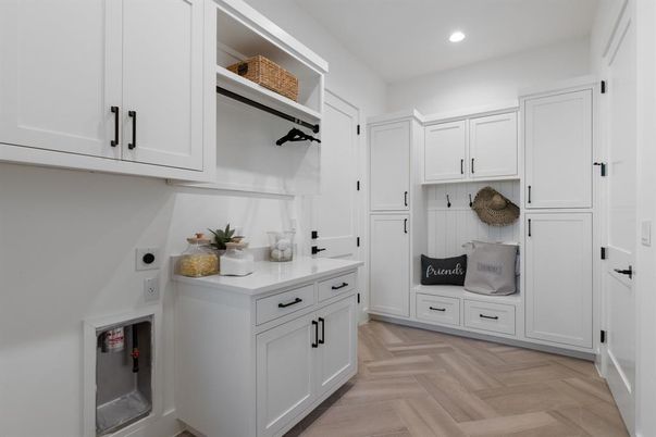 Interior, Recessed Lighting, Wood Texture Flooring