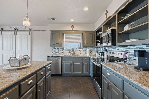 Interior, Kitchen, Pendant Lights, Recessed Lighting, Stainless Steel Appliances