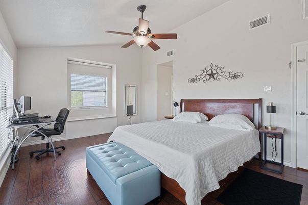 Bedroom, Home Office, Interior, Wood Texture Flooring