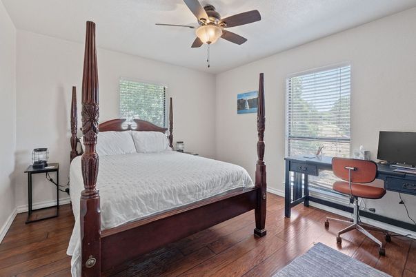 Bedroom, Home Office, Interior, Wood Texture Flooring