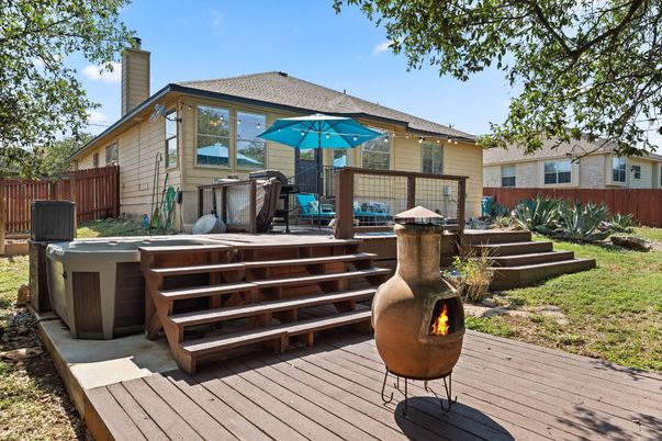 Backyard, Exterior, Hot Tub