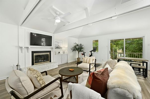 Fireplace, Fitness Equipment, Interior, Living room, Wood Texture Flooring