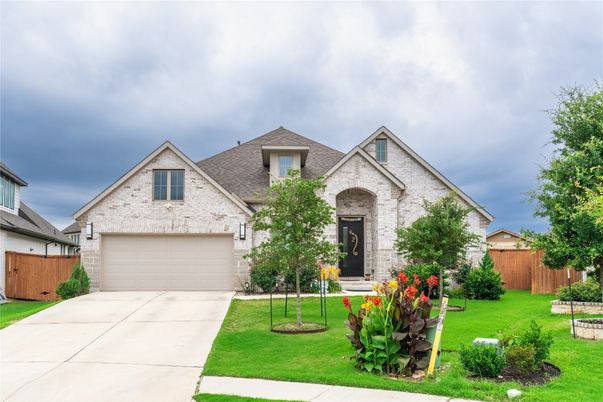 Attached, Exterior, Facade, Brick Traditional