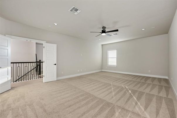 Empty room, Interior, Recessed Lighting