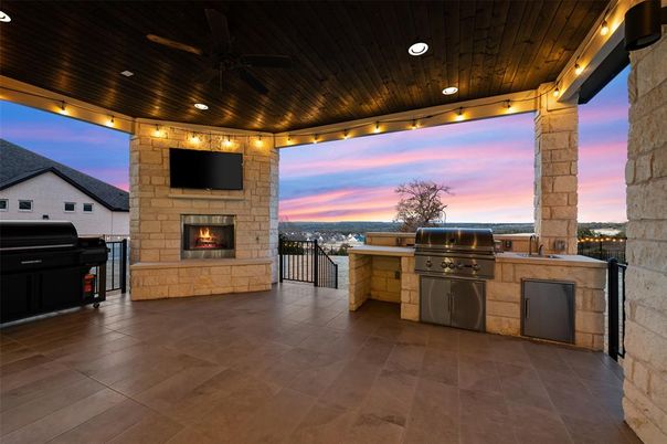 Exterior, Fireplace