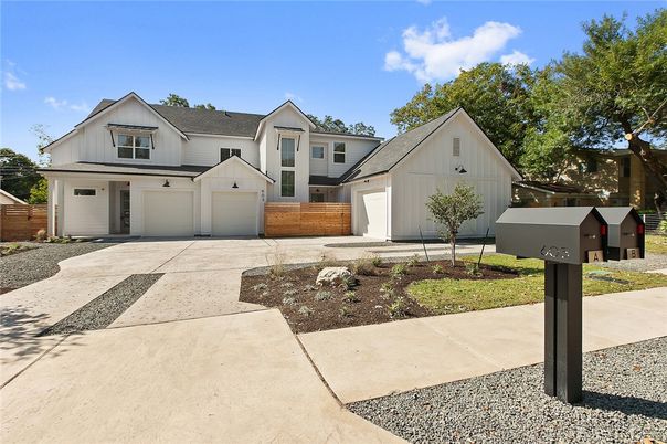 Attached, Detached Garage, Exterior, Facade, Farmhouse