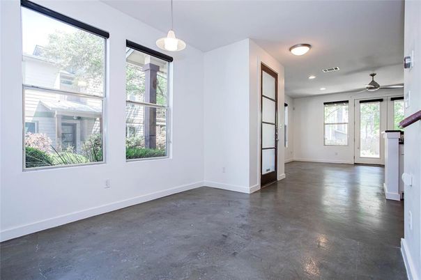 Empty room, Interior, Pendant Lights, Recessed Lighting