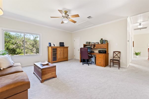Home Office, Interior
