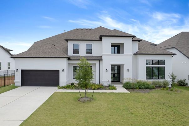 Attached, Exterior, Facade, Farmhouse