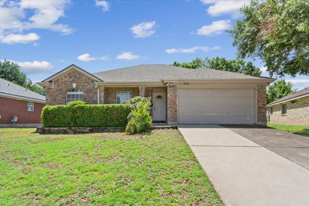Attached, Exterior, Facade, Brick Facade, Ranch