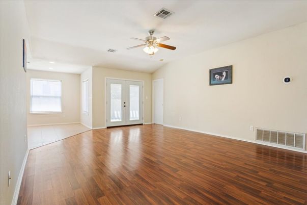 Empty room, Interior, Recessed Lighting, Wood Texture Flooring