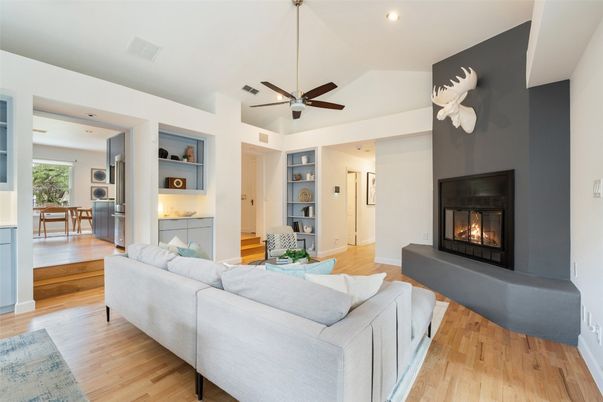 Fireplace, Interior, Living room, Recessed Lighting, Wood Texture Flooring