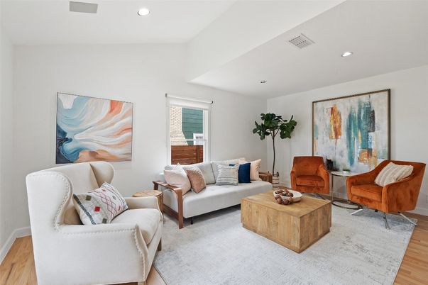 Interior, Living room, Recessed Lighting, Wood Texture Flooring
