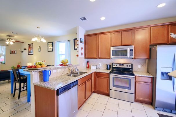 Dining room, Interior, Kitchen, Recessed Lighting, Stainless Steel Appliances
