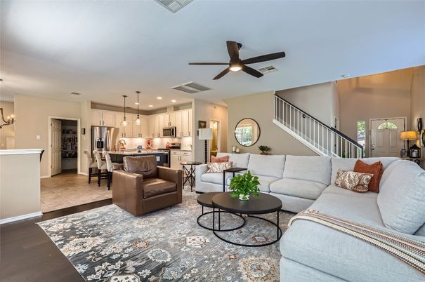 Interior, Kitchen, Living room, Pendant Lights, Recessed Lighting, Stainless Steel Appliances