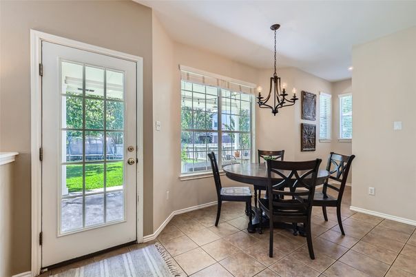 Chandelier, Dining room, Interior, Pendant Lights, Recessed Lighting