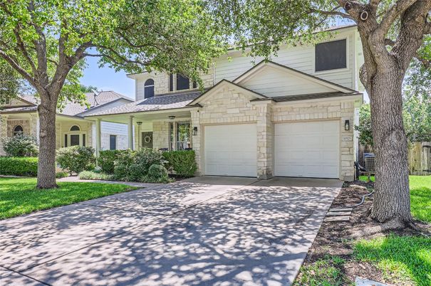 Attached, Exterior, Facade, Ranch
