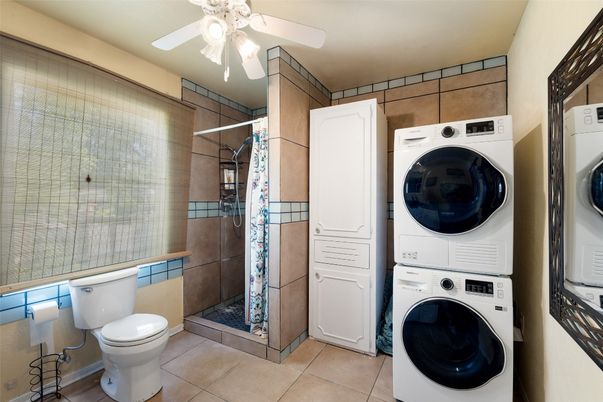 Bathroom, Interior, Utility Closets, Washer