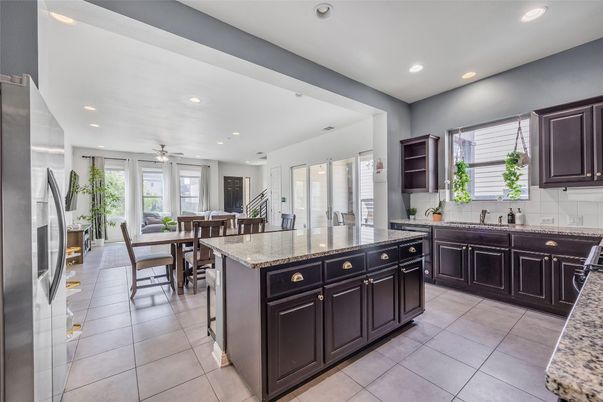 Dining room, Interior, Kitchen, Recessed Lighting