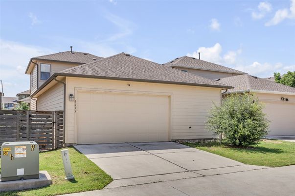 Detached Garage, Exterior