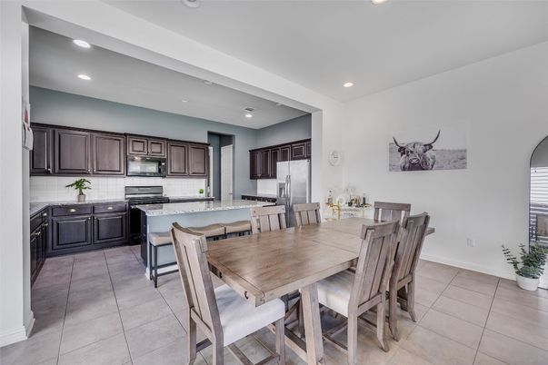 Dining room, Interior, Kitchen, Recessed Lighting, Stainless Steel Appliances
