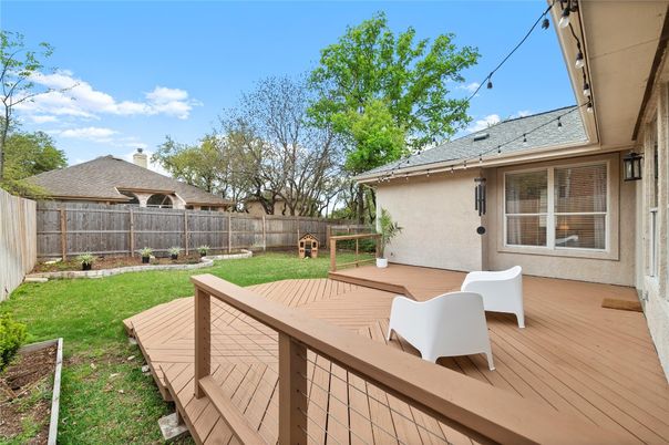 Backyard, Exterior