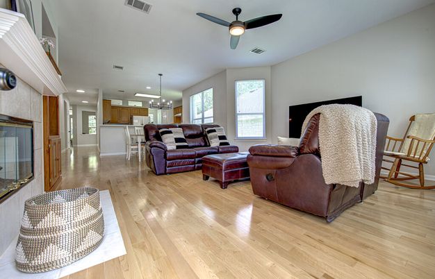 Interior, Kitchen, Living room, Pendant Lights, Recessed Lighting, Wood Texture Flooring