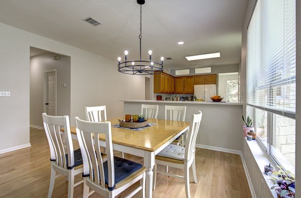 Chandelier, Dining room, Interior, Kitchen, Pendant Lights, Recessed Lighting, Wood Texture Flooring