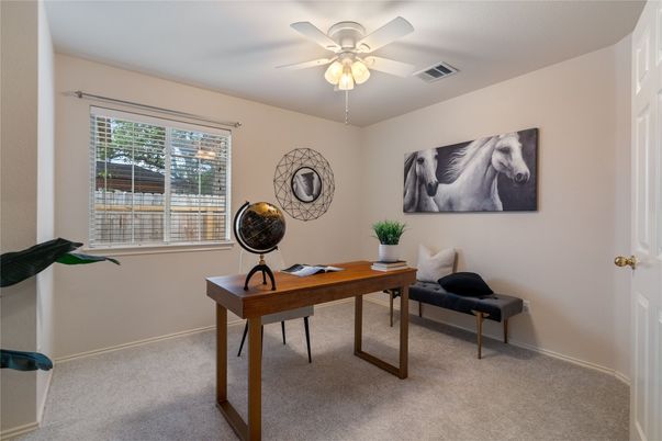 Home Office, Interior