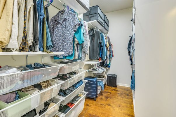 Interior, Walk-in Closets, Wood Texture Flooring