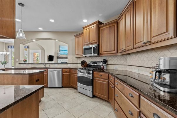 Interior, Kitchen, Pendant Lights, Recessed Lighting, Stainless Steel Appliances