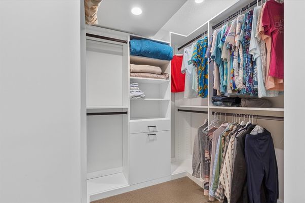 Interior, Recessed Lighting, Walk-in Closets