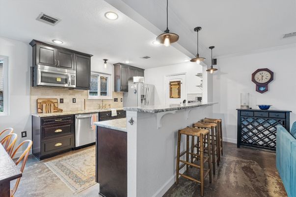 Interior, Kitchen, Pendant Lights, Recessed Lighting, Stainless Steel Appliances