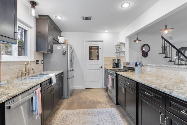 Interior, Kitchen, Pendant Lights, Recessed Lighting, Stainless Steel Appliances