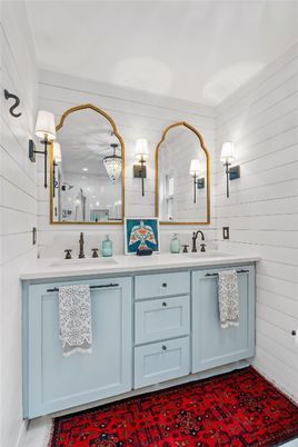 Bathroom, Dual Sink Vanities, Interior