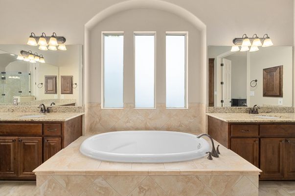 Bathroom, Dual Sink Vanities, Interior