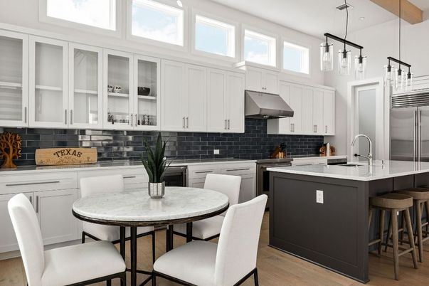 Dining room, Interior, Kitchen, Pendant Lights, Stainless Steel Appliances, Wood Texture Flooring
