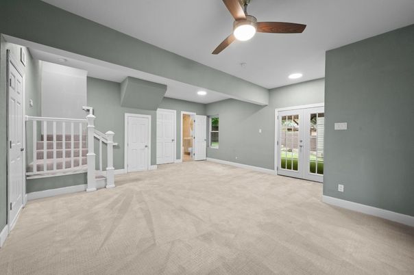 Empty room, Interior, Recessed Lighting