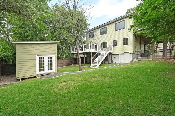 Backyard, Exterior