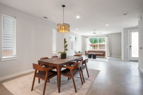 Dining room, Interior, Pendant Lights, Recessed Lighting